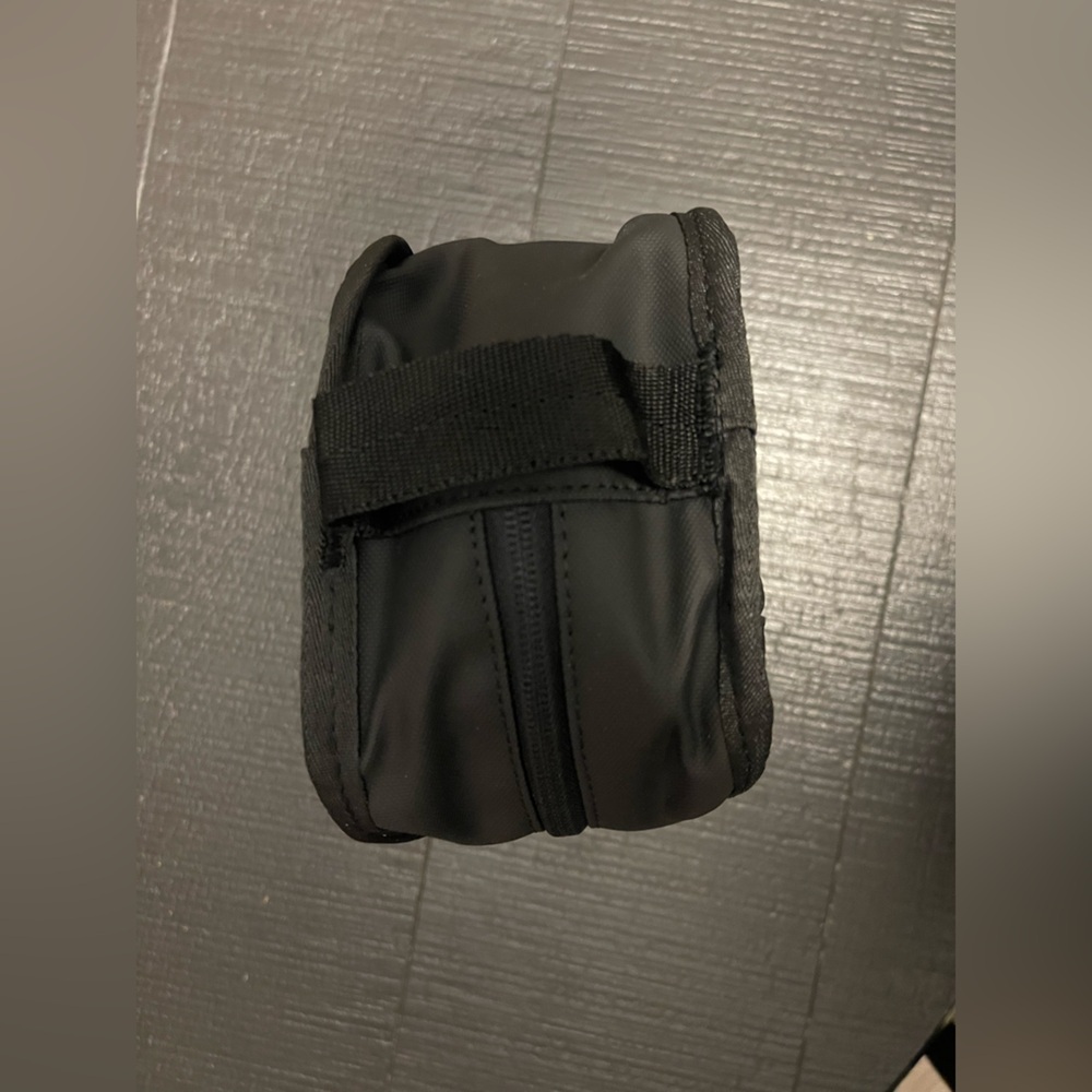 Jordan Black and Red Toiletry Bag. - Picture 3 of 5